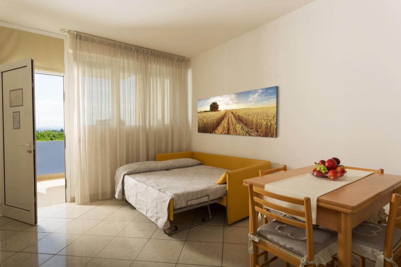 Residence Hotel Piccadilly Rimini Esterno foto