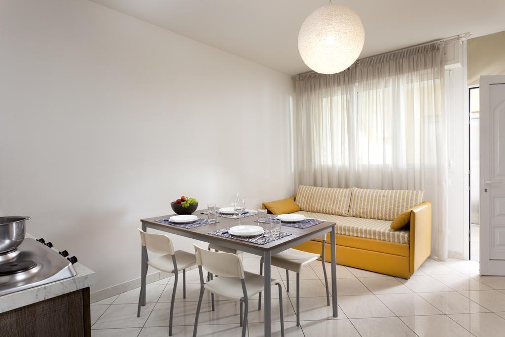 Residence Hotel Piccadilly Rimini Esterno foto