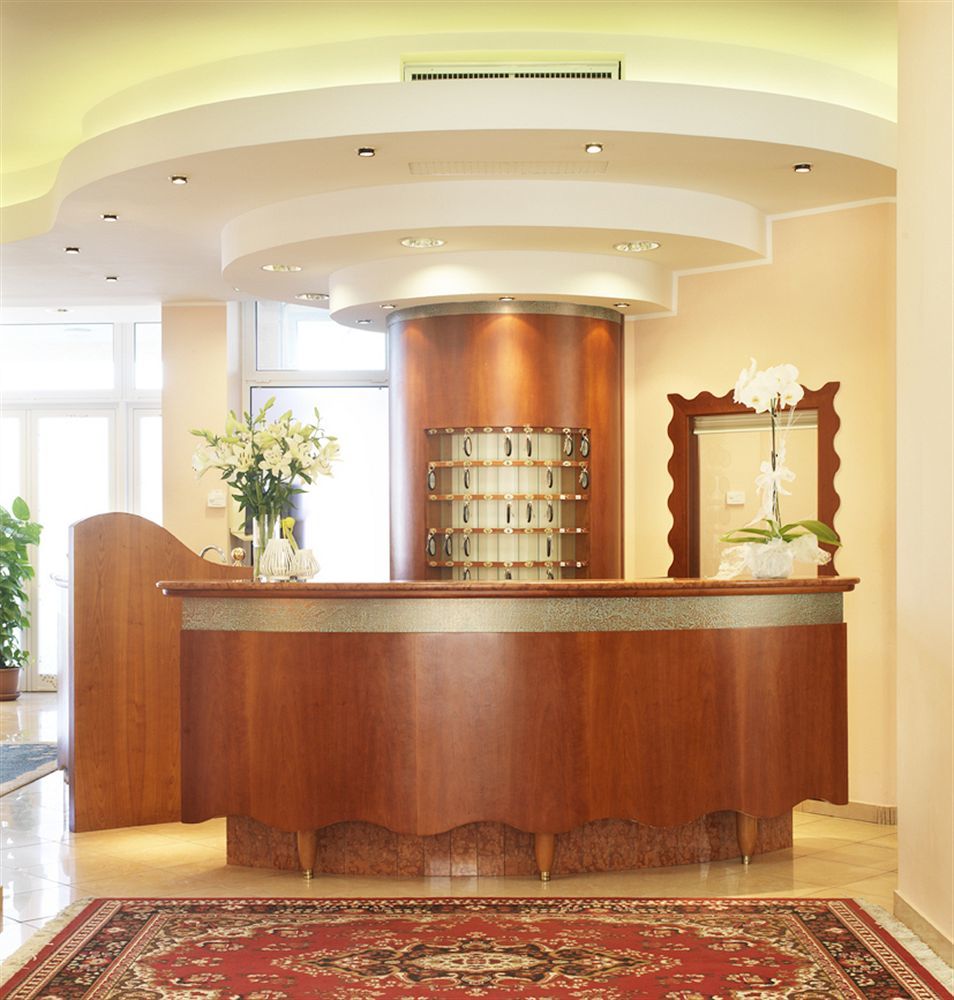 Residence Hotel Piccadilly Rimini Esterno foto