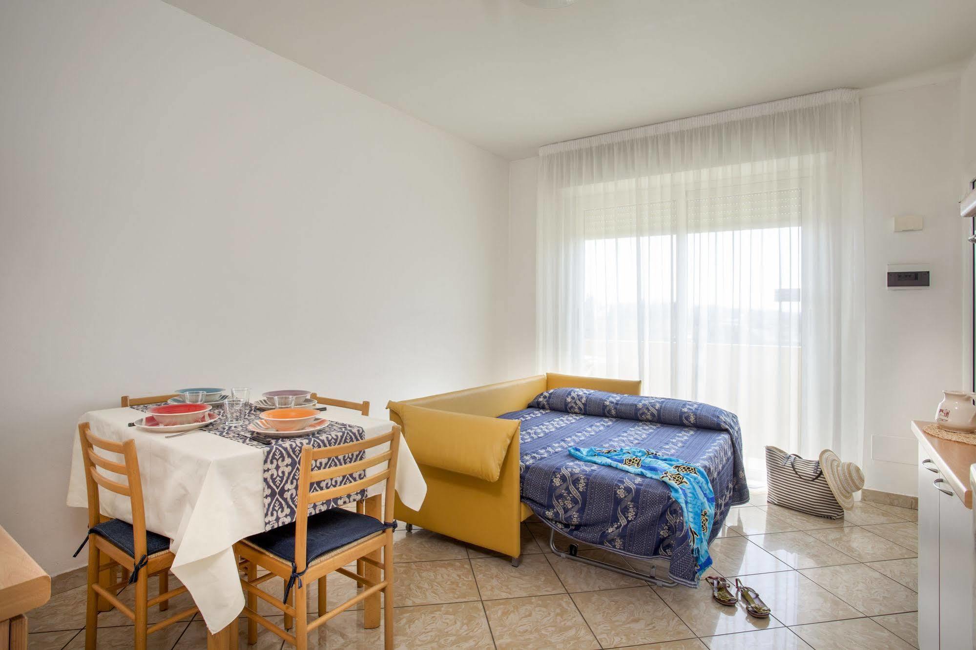 Residence Hotel Piccadilly Rimini Esterno foto