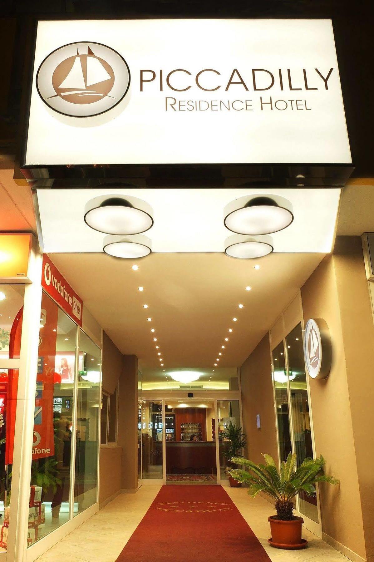 Residence Hotel Piccadilly Rimini Esterno foto