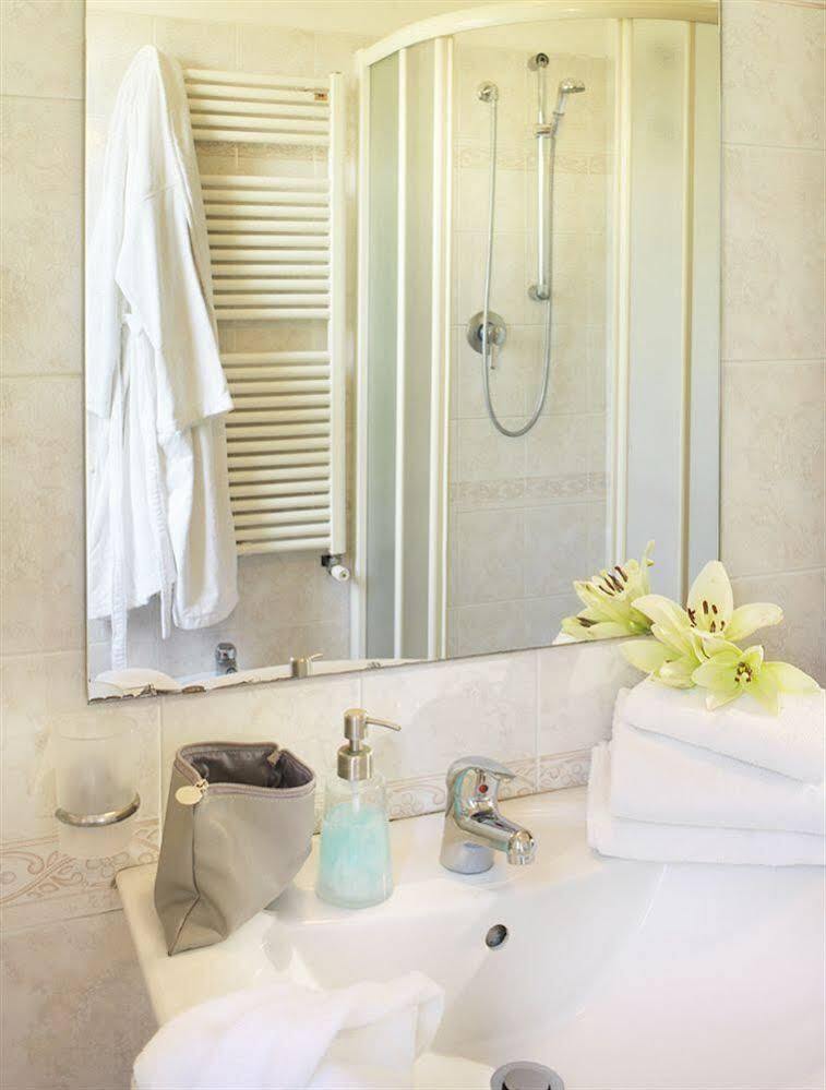 Residence Hotel Piccadilly Rimini Esterno foto
